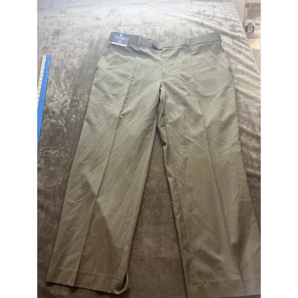 STAFFORD Khaki Travel Classic Fit Flat Front PANTS 44x30 NEW‎ $70 TAGS NWT - Picture 1 of 6